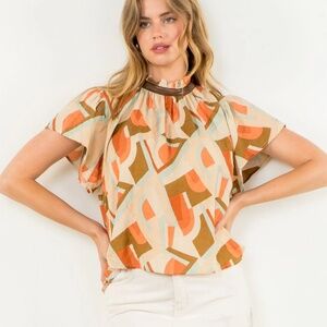 NWT THML FLUTTER SLEEVE PRINT TOP